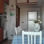 Appartamento Casa Di Alessio, 6 Posti Letto A 200 Mt Dal Mare Albissola Marina