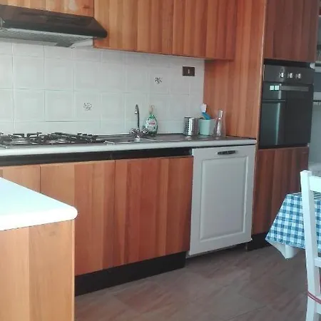 Casa Di Alessio, 6 Posti Letto A 200 Mt Dal Mare Albissola Marina