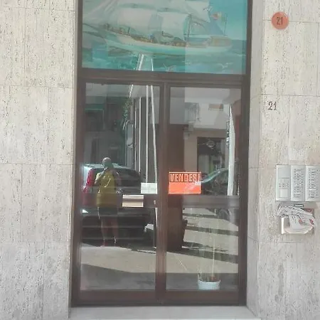 Casa Di Alessio, 6 Posti Letto A 200 Mt Dal Mare * Albissola Marina